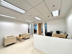 United Square (D11), Office #550270281